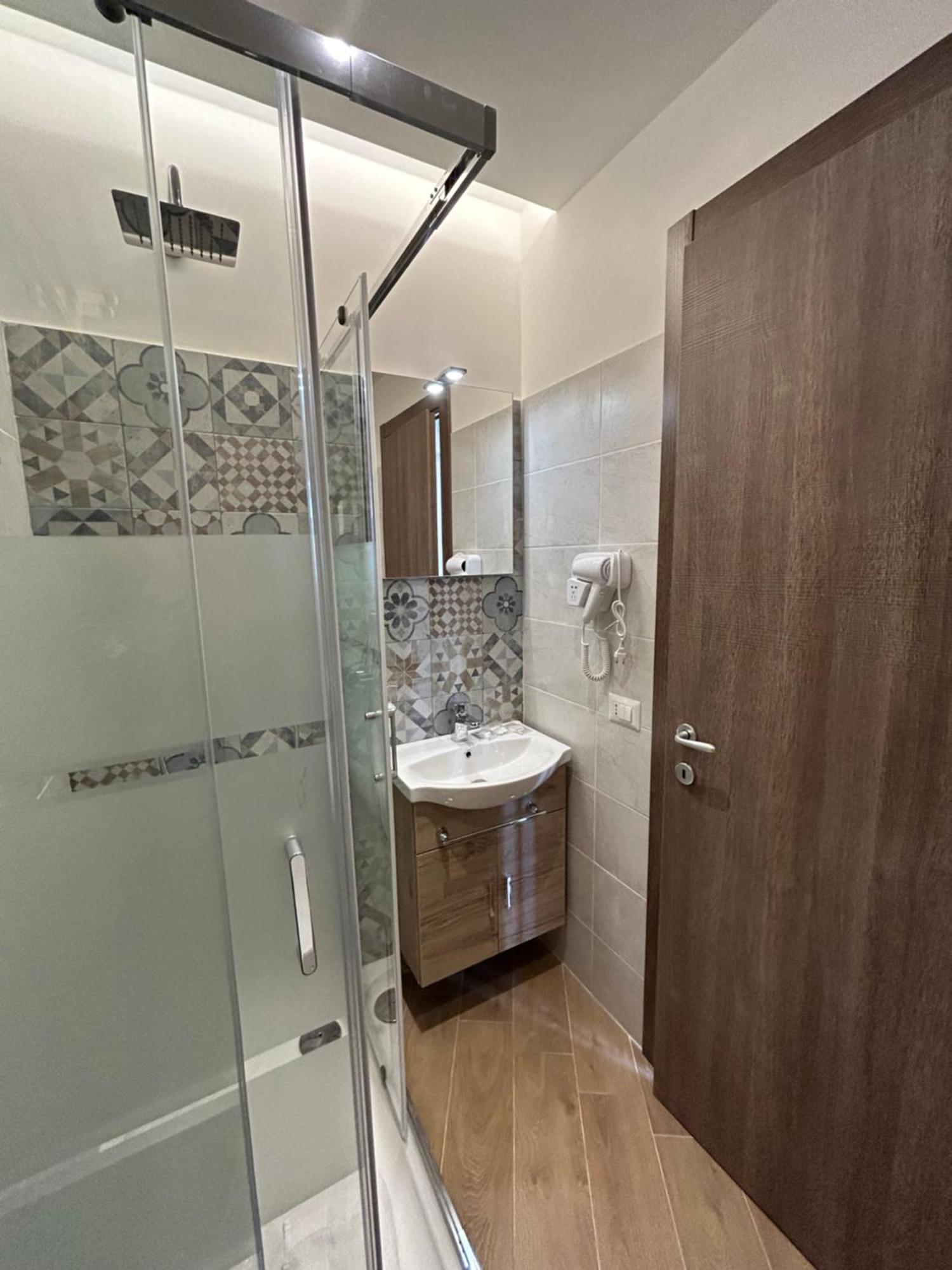 Grimaldi Comfort Guest House Zewnętrze zdjęcie