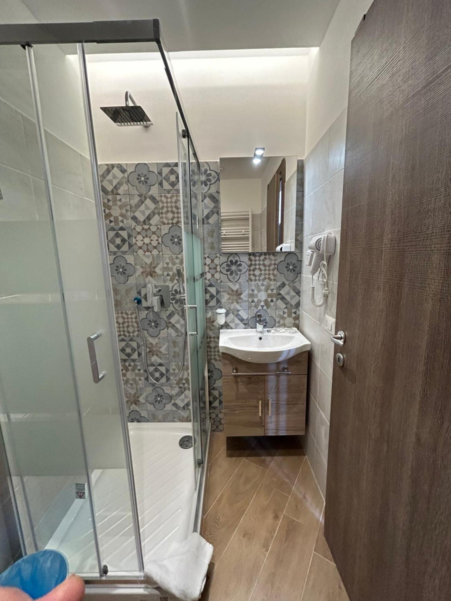 Grimaldi Comfort Guest House Zewnętrze zdjęcie